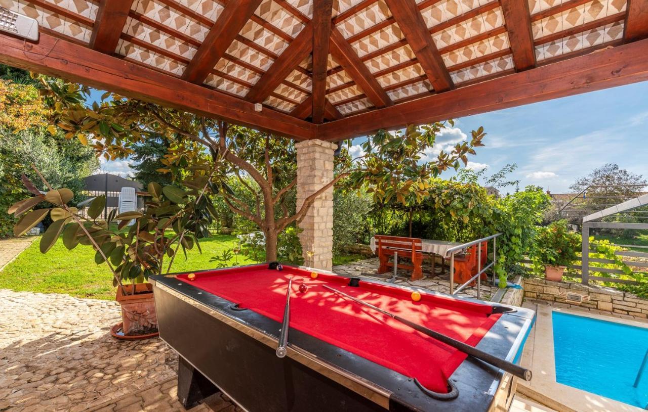 House Peresiji Hotel Phòng bức ảnh