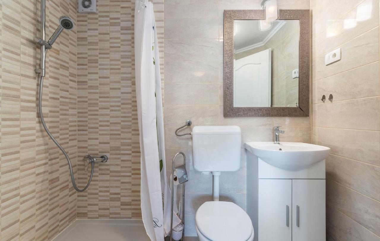 House Peresiji Hotel Phòng bức ảnh