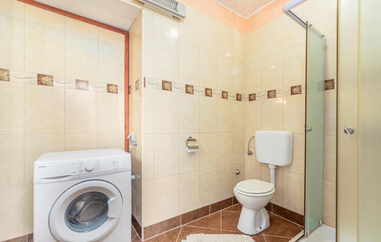 House Peresiji Hotel Phòng bức ảnh