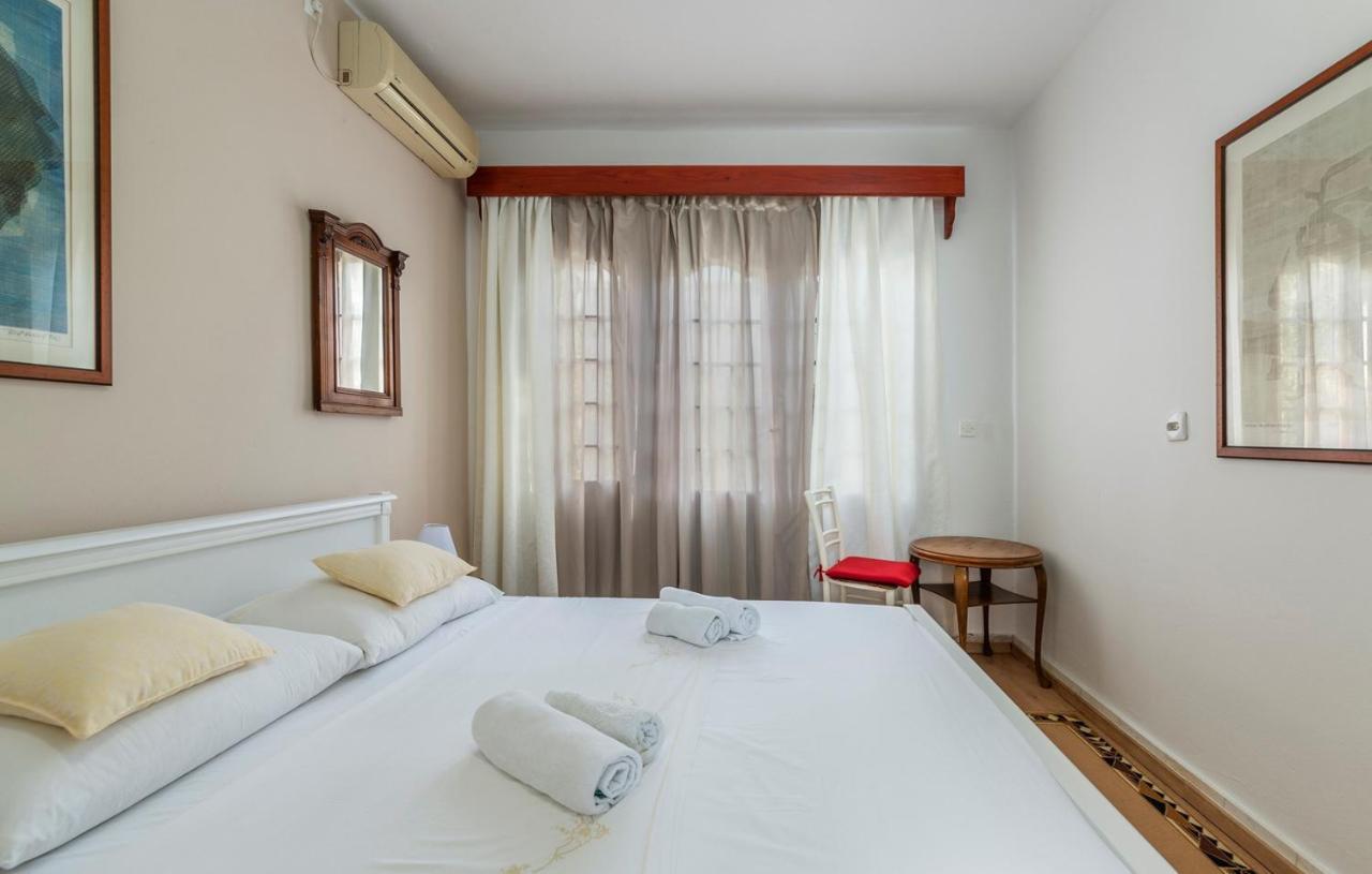 House Peresiji Hotel Phòng bức ảnh